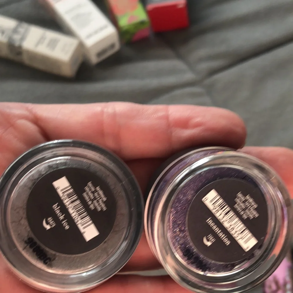Bare Minerals eyeshadow bundle
